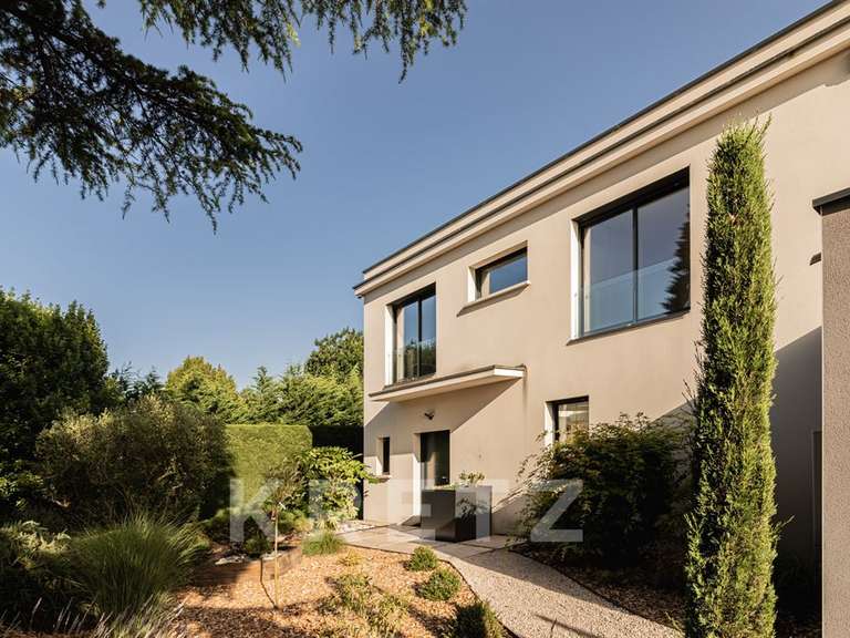 Maison Dardilly - 5 chambres - 183m²