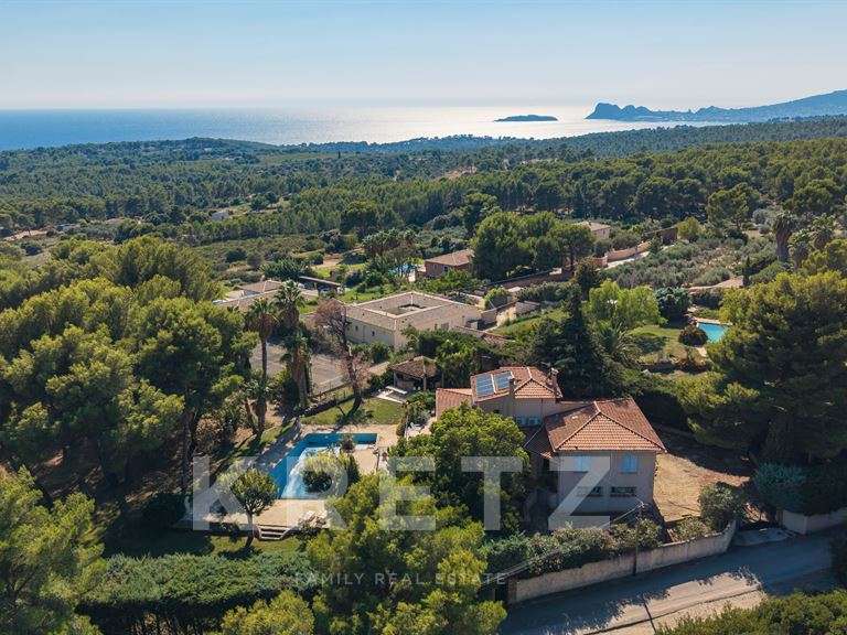 Maison avec Vue sur mer La Cadière-d'Azur - 230m²