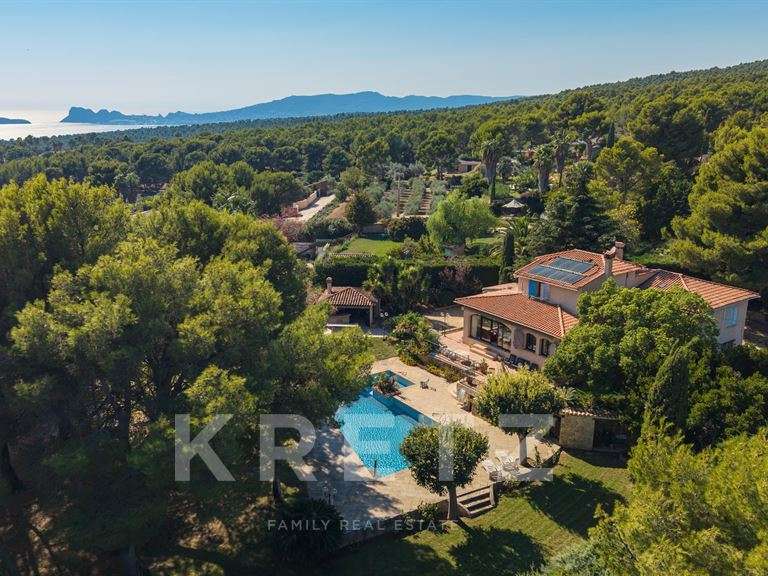 Maison avec Vue sur mer La Cadière-d'Azur - 230m²