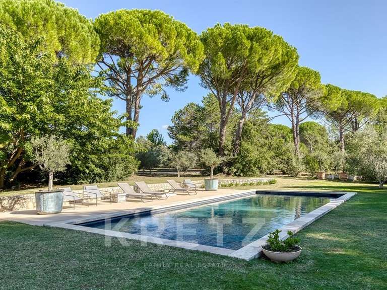 Maison Aix-en-Provence - 5 chambres - 325m²