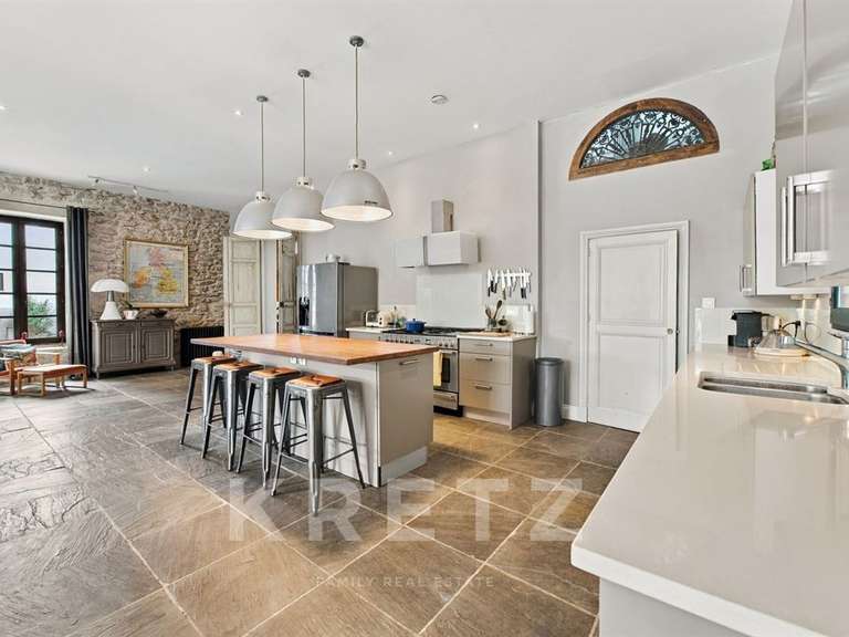 Maison Narbonne - 6 chambres - 390m²