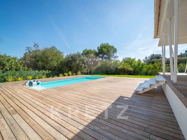 Maison Sommières - 4 chambres - 141m²