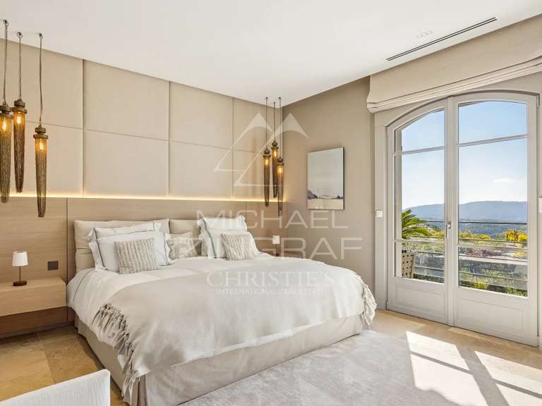 Maison Mouans-Sartoux - 6 chambres - 361m²