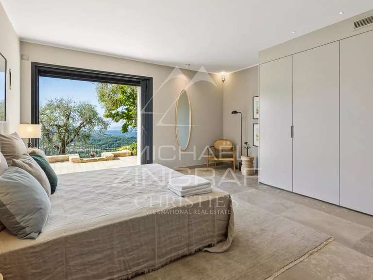 Maison Châteauneuf-Grasse - 4 chambres - 287m²