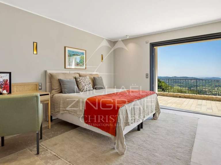 Maison Châteauneuf-Grasse - 4 chambres - 287m²