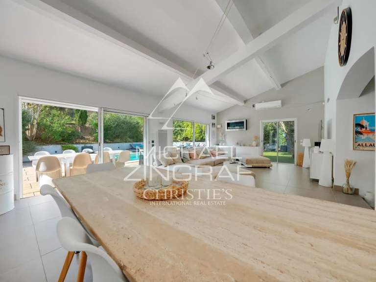 House Allauch - 4 bedrooms - 259m²