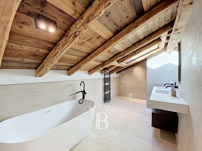 Maison Les Gets - 5 chambres - 308m²