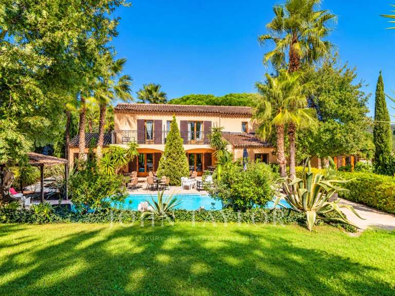 Maison Grimaud - 4 chambres - 260m²