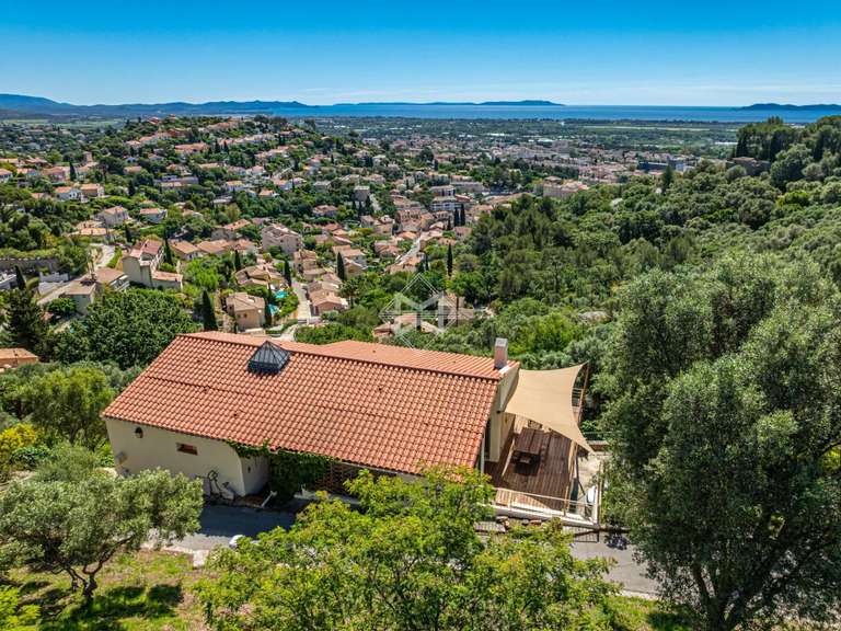 Maison Hyères - 3 chambres - 136m²