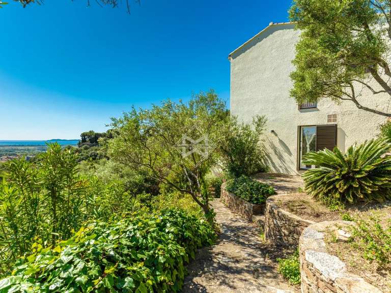 Maison Hyères - 3 chambres - 136m²