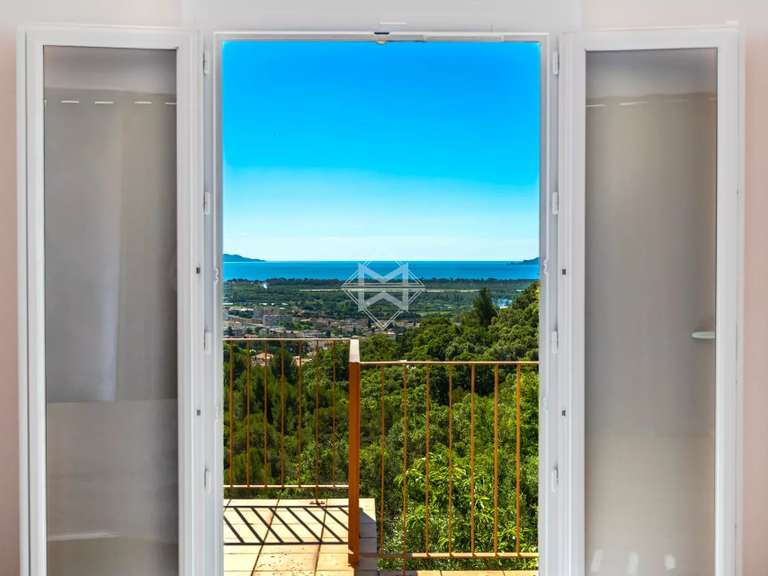 Maison Hyères - 3 chambres - 136m²