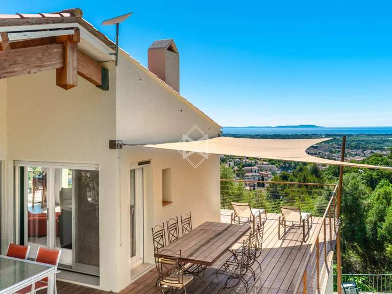 Maison Hyères - 3 chambres - 136m²