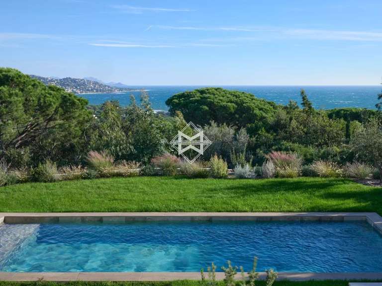 Maison Sainte-Maxime - 5 chambres - 354m²