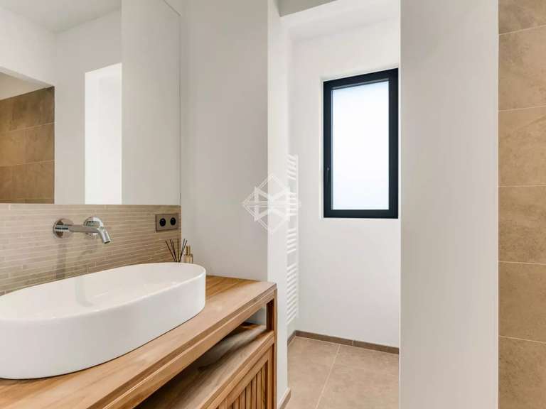 Maison Saint-Tropez - 5 chambres - 226m²