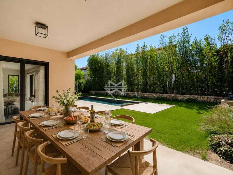 Maison Saint-Tropez - 5 chambres - 226m²