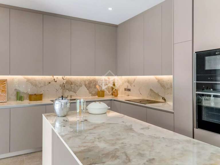Maison Saint-Tropez - 5 chambres - 226m²