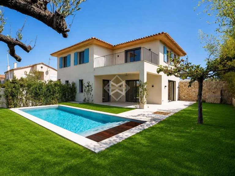 Maison Saint-Tropez - 5 chambres - 252m²