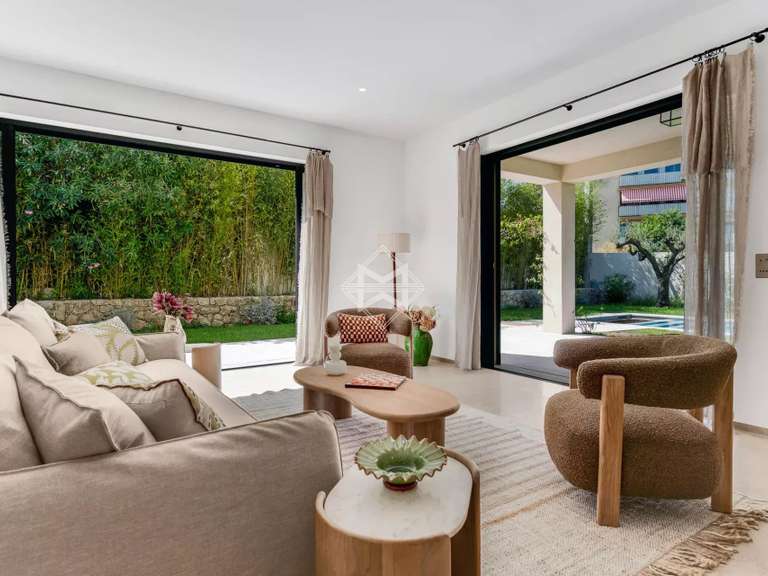 Maison Saint-Tropez - 5 chambres - 252m²