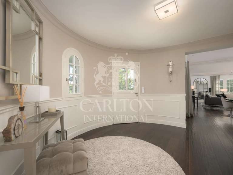 Maison Roquefort-les-Pins - 5 chambres - 400m²