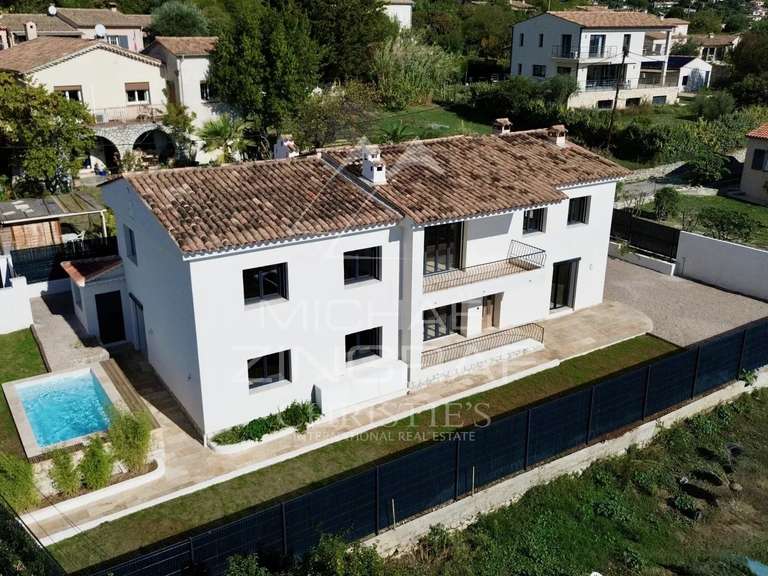 Maison Tourrettes-sur-Loup - 6 chambres - 245m²