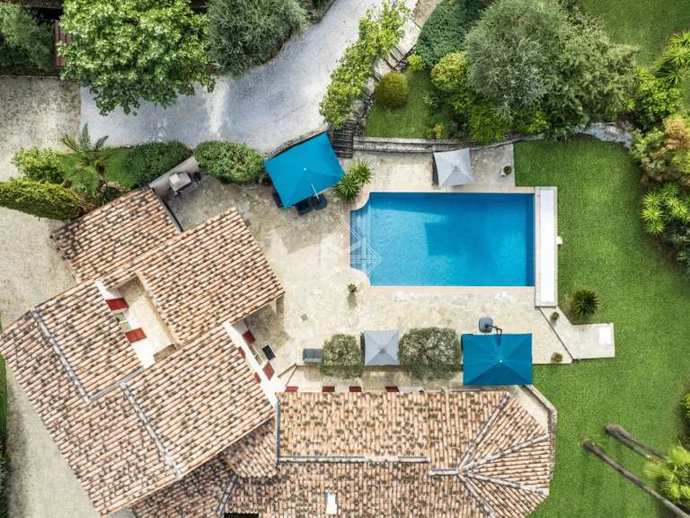 House Peymeinade - 3 bedrooms - 267m²