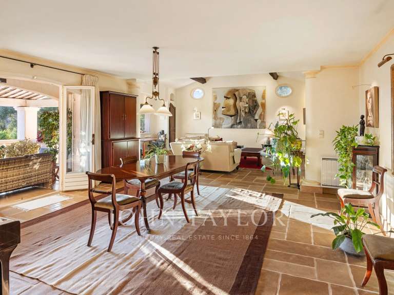 House Saint-Paul-de-Vence - 5 bedrooms - 322m²