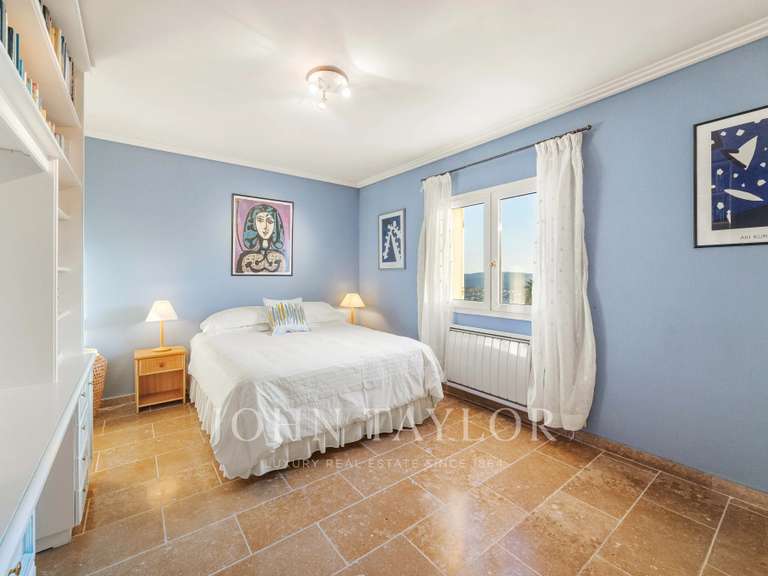 House Saint-Paul-de-Vence - 5 bedrooms - 322m²