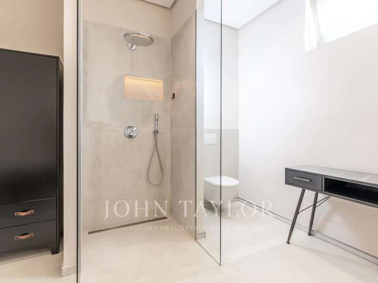 Maison Tourrettes-sur-Loup - 3 chambres - 142m²