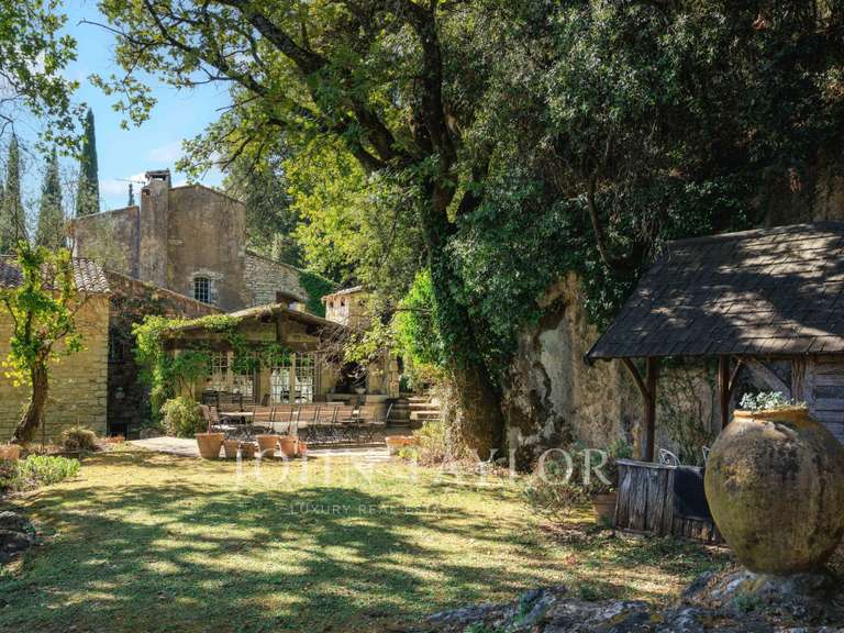 Maison Tourrettes-sur-Loup - 5 chambres - 416m²