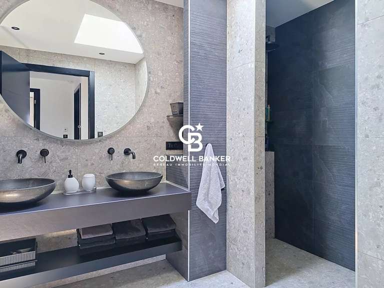 Maison Cholet - 5 chambres - 405m²