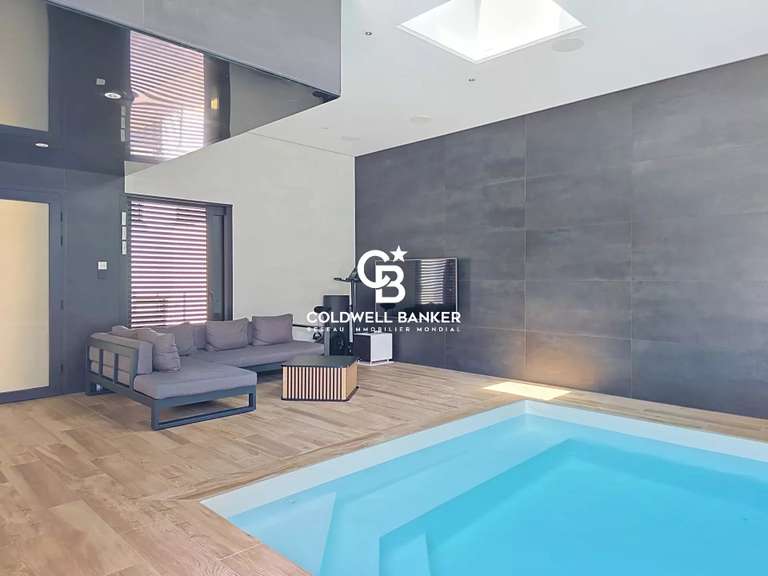 Maison Cholet - 5 chambres - 405m²