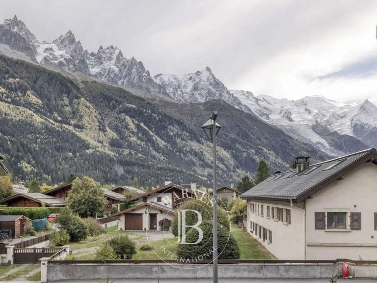 Maison Chamonix-Mont-Blanc - 5 chambres - 145m²