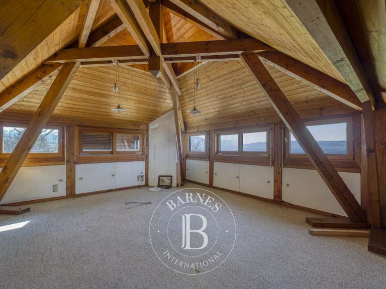 Maison Fillinges - 8 chambres - 250m²