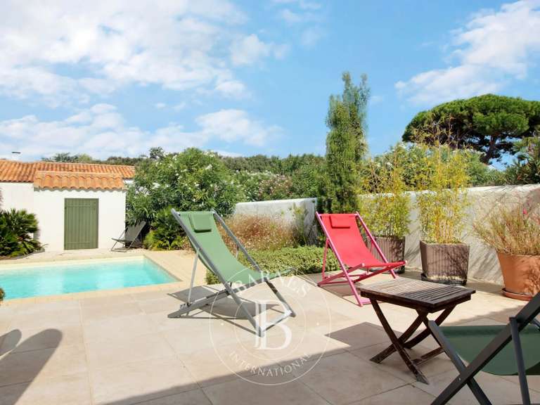 Maison Sainte-Marie-de-Ré - 5 chambres - 209m²