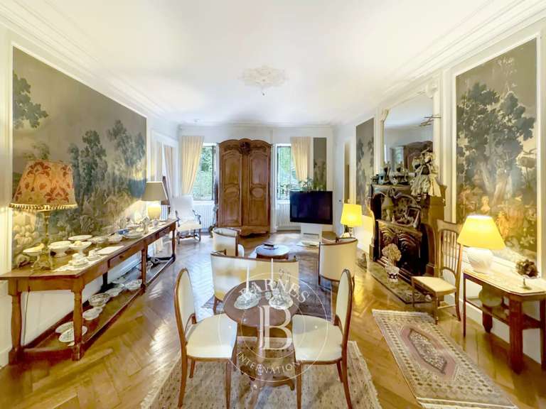 Maison Chambéry - 7 chambres - 422m²