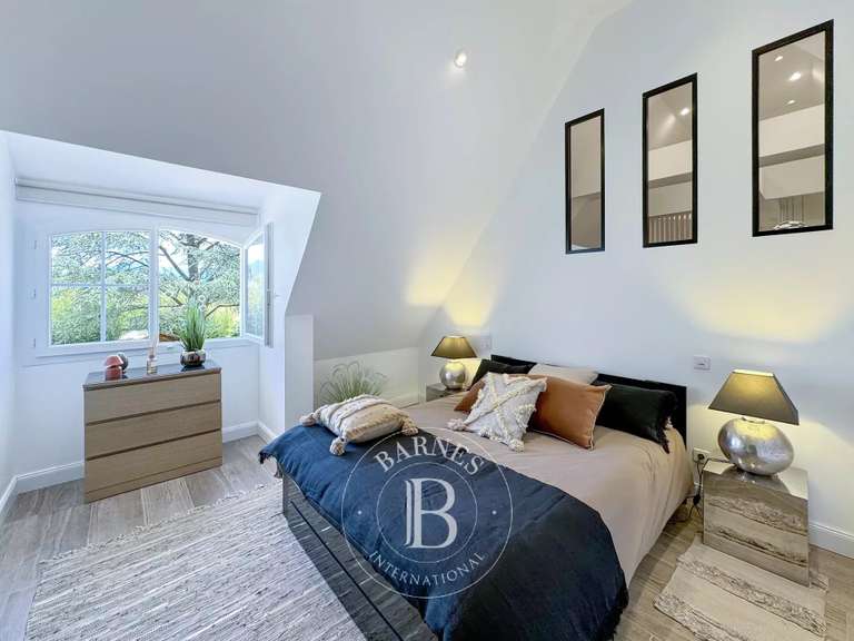 Maison Chambéry - 5 chambres - 300m²