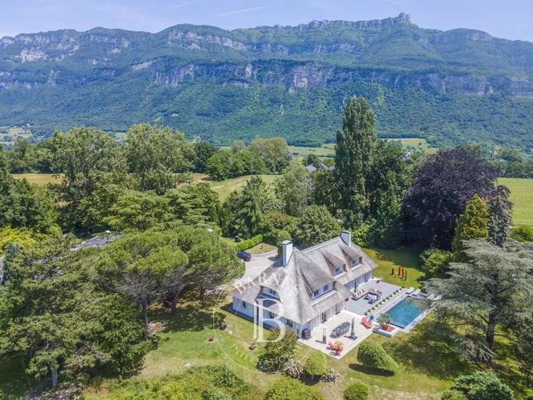 Maison Chambéry - 5 chambres - 300m²