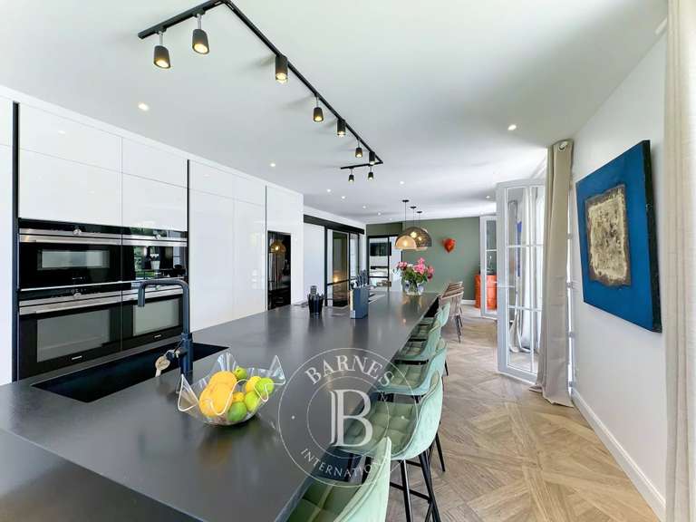 Maison Chambéry - 5 chambres - 300m²