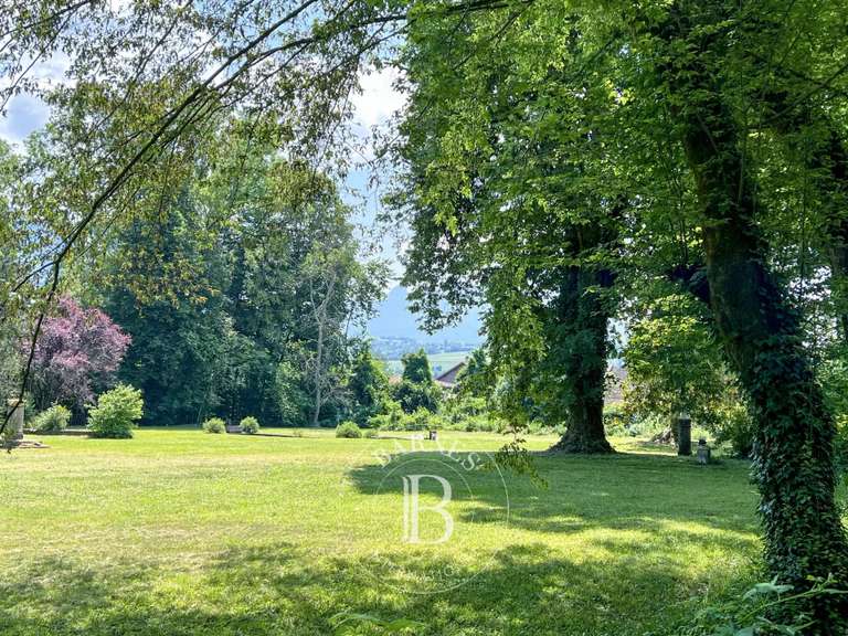 Maison Aix-les-Bains - 8 chambres - 467m²