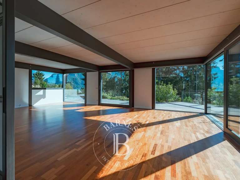 Maison Annecy - 4 chambres - 196m²