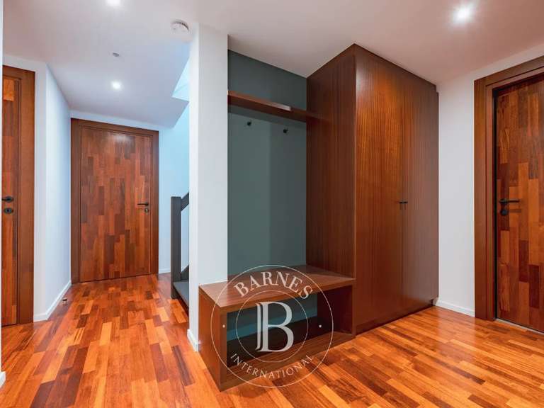 Maison Annecy - 4 chambres - 196m²