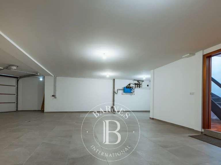 Maison Annecy - 4 chambres - 196m²