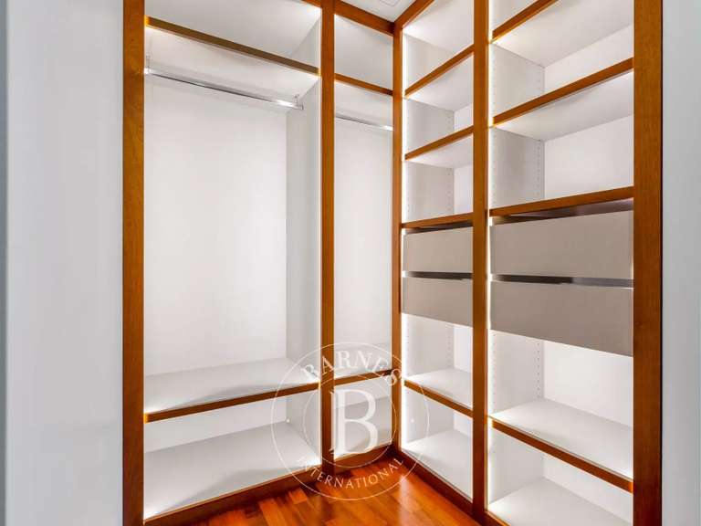 Maison Annecy - 4 chambres - 196m²