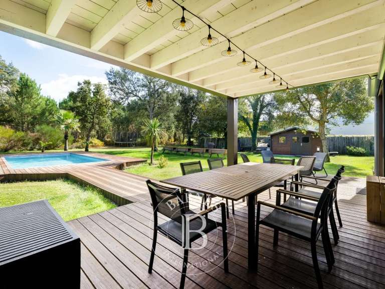Maison Moliets-et-Maa - 8 chambres - 279m²