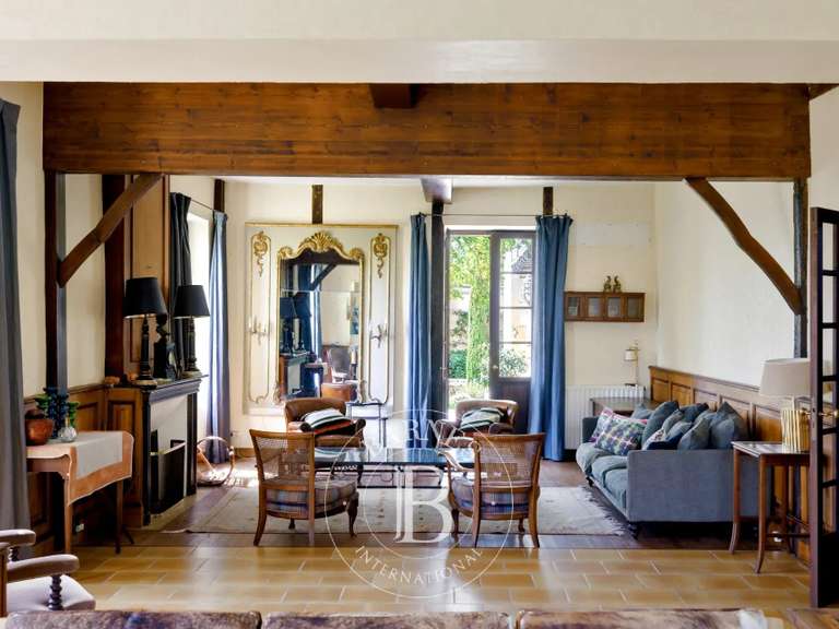 House Amou - 9 bedrooms - 517m²