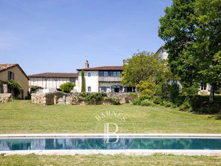 House Amou - 9 bedrooms - 517m²