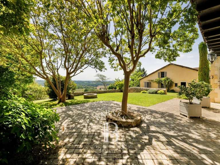 House Amou - 9 bedrooms - 517m²