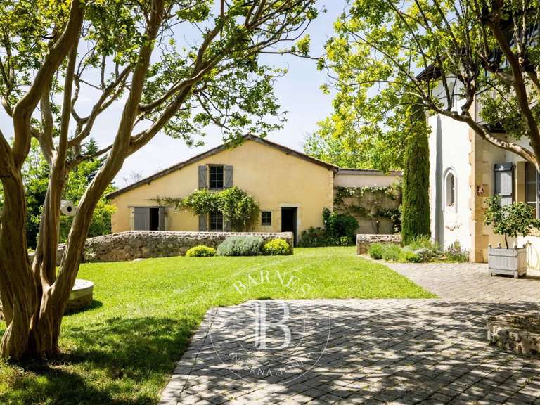 House Amou - 9 bedrooms - 517m²