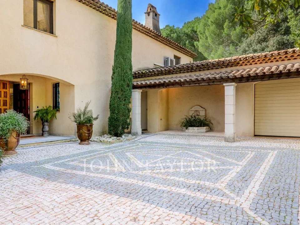 Maison Mougins
