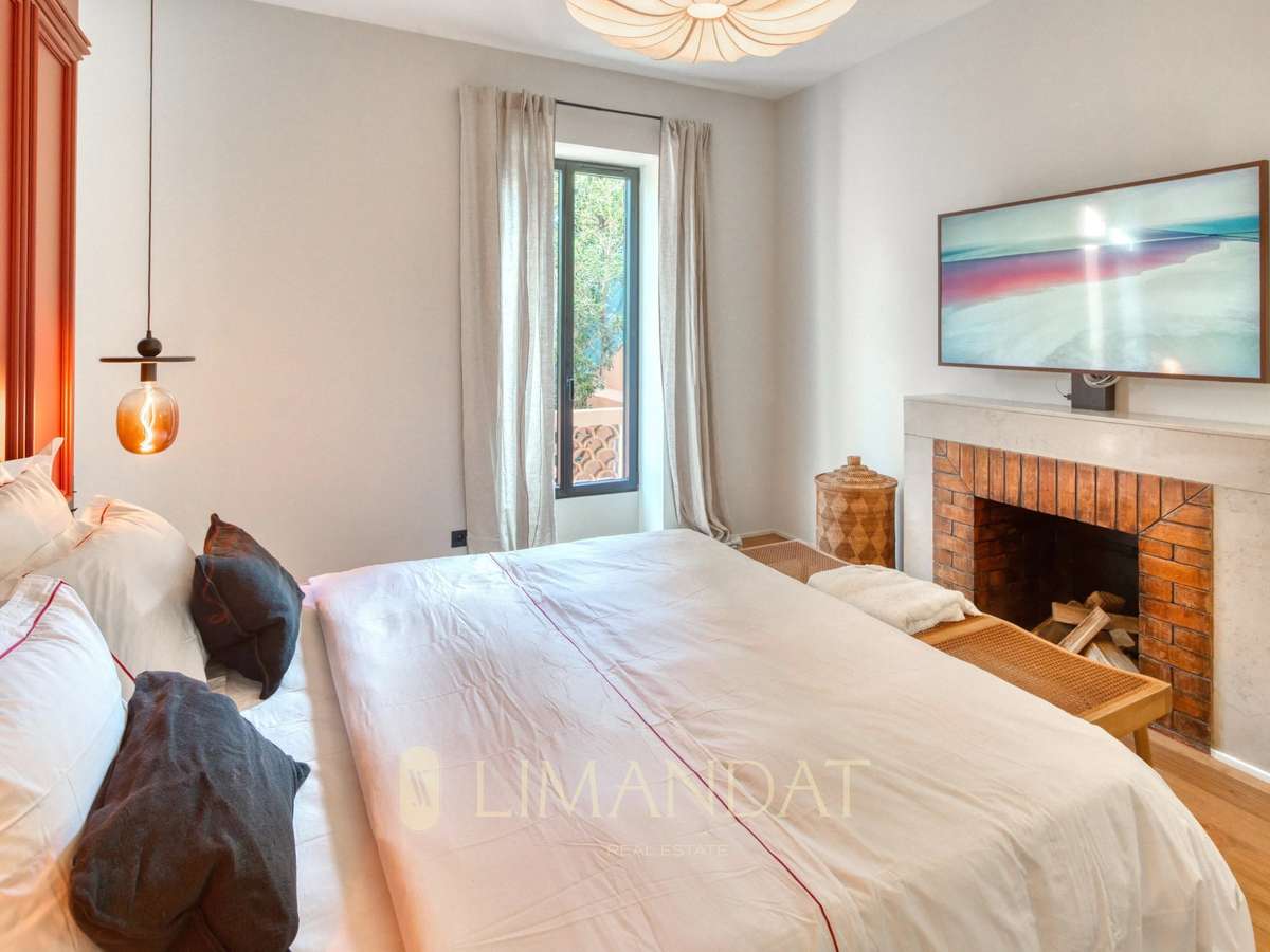 House Menton